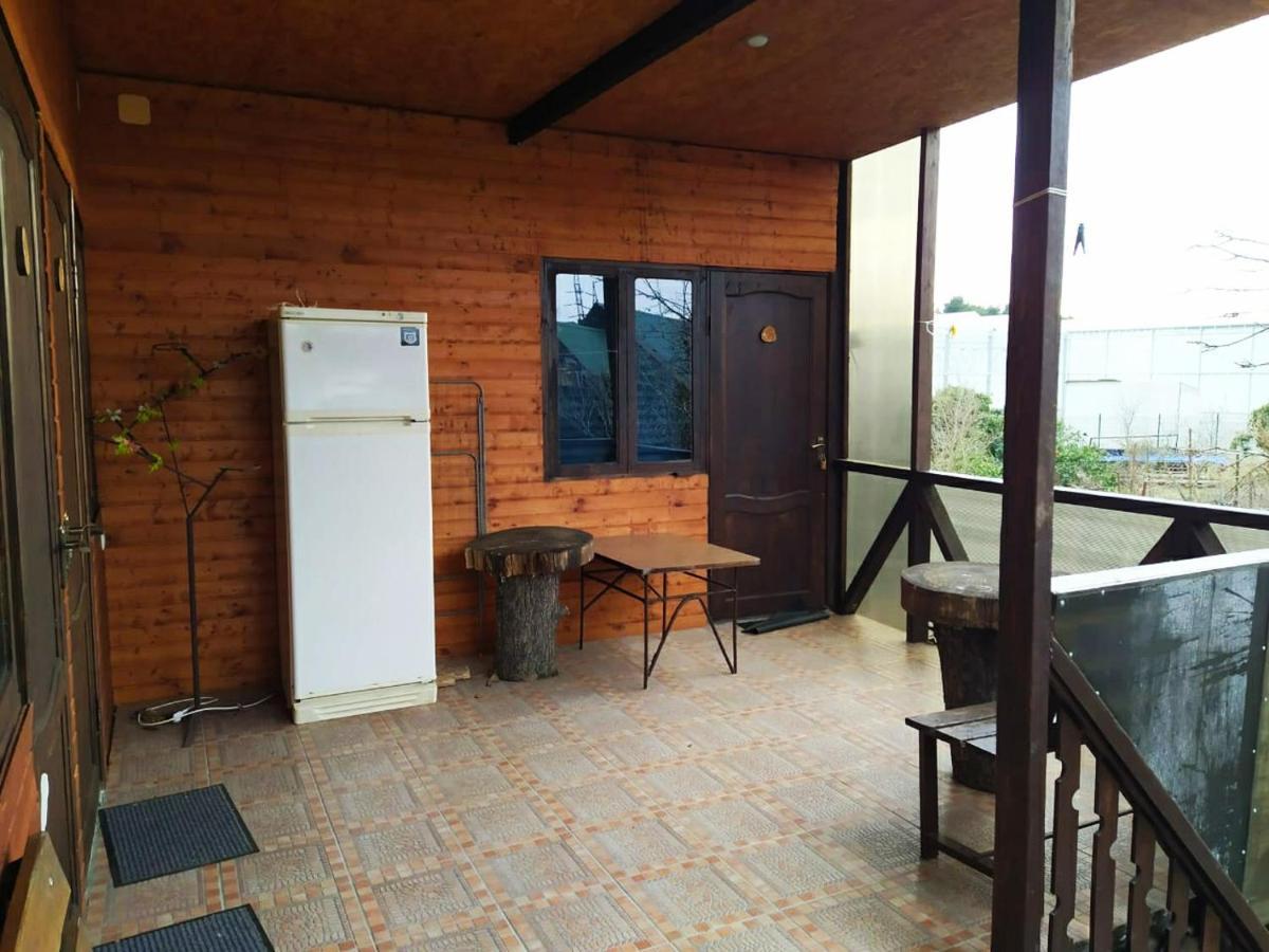 Guest House Lev Pizunda Exterior foto