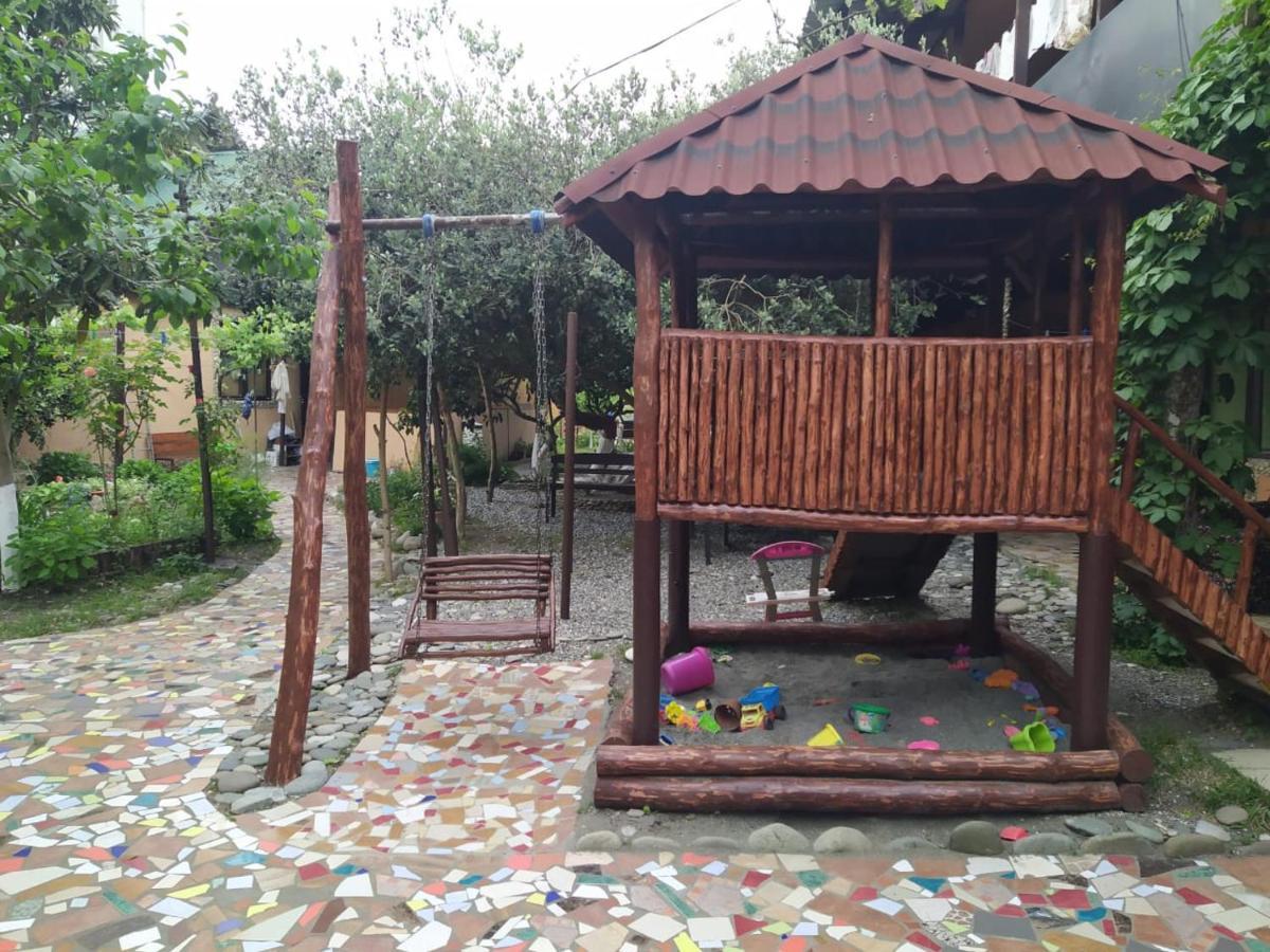 Guest House Lev Pizunda Exterior foto