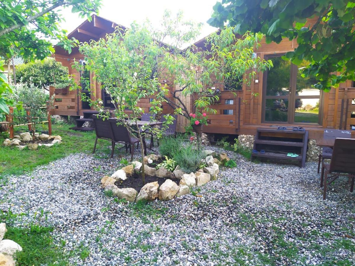 Guest House Lev Pizunda Exterior foto